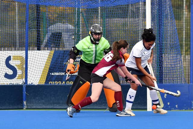 Ladies' 2s press on goal