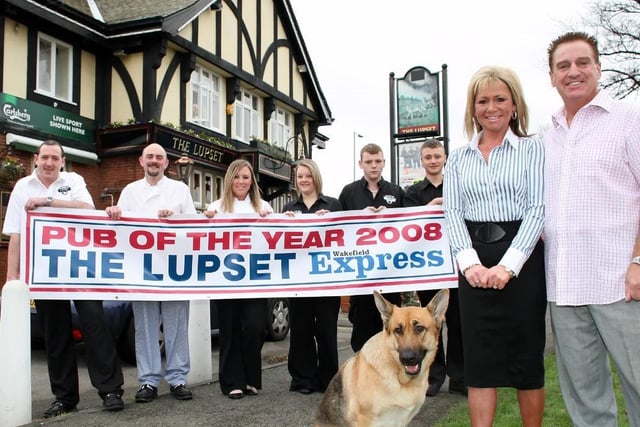 The Lupset in 2008 - Mick and Sue McGinley with Cassie,  Left - right, Ray Walker, Dave Adlam, Laura Wilkinson, Leona Day, Dayle Pullen, Kyle Morton.