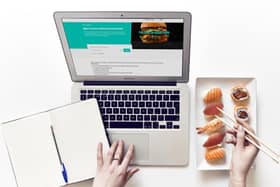 Do you have the what it 'tastes' to be a Deliveroo Rooviewer?