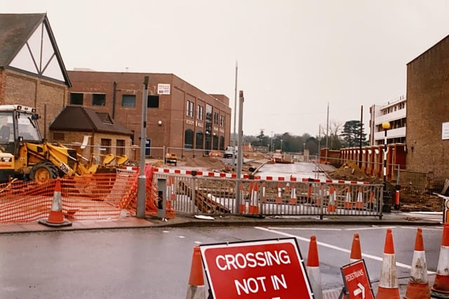 Road layout changes in Horsham town centre in January 1995
