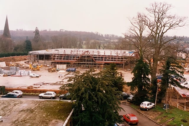 Work progressing on Sainsbury's in Horsham in early 1995