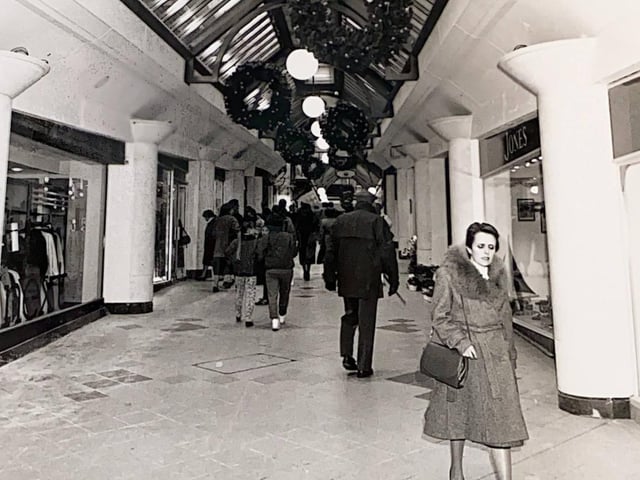 The new Swan Walk, Horsham, 1989