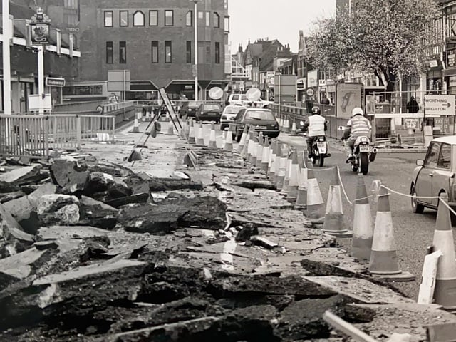 Road changes outside the Green Dragon in Horsham in 1995