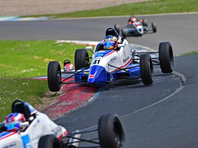 Alex Walker racing at Knockhill (Picture by Jim Moir)