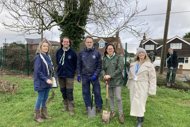 Councillor Mary Walsh and Lisa Seccombe, CBC, meet three Leaders from Flitwick Scout Group