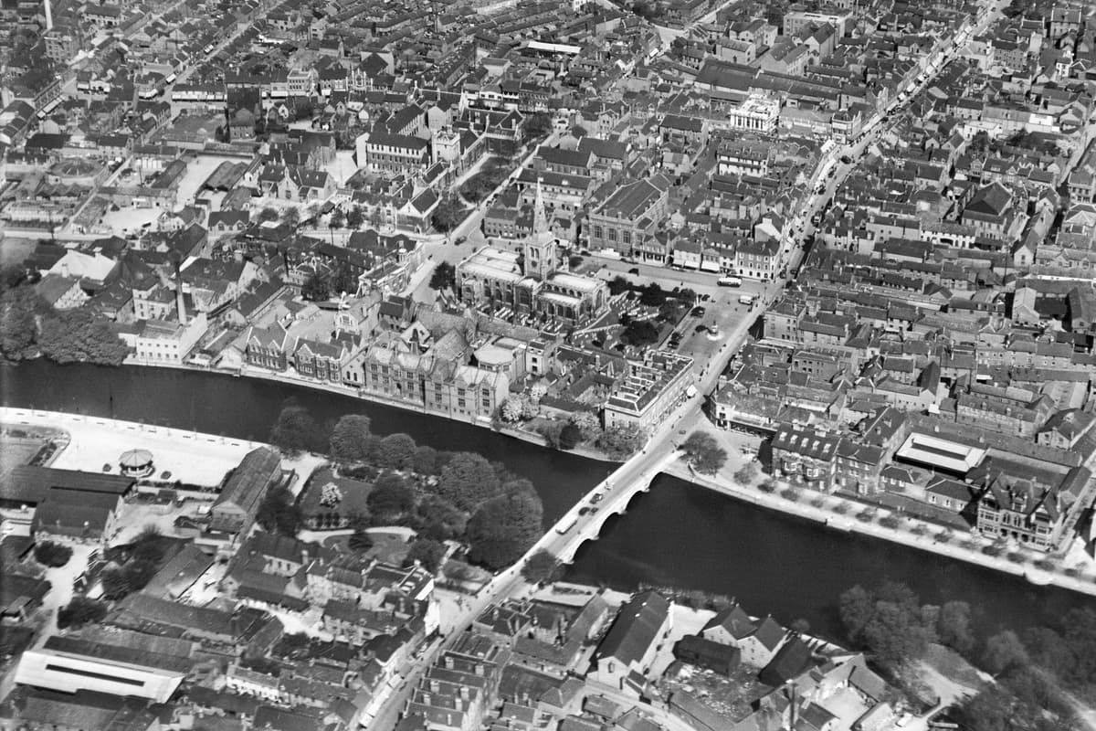 12 fascinating photos showing what Bedford used to look like