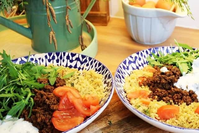 Middle Eastern mince and couscous (Yummonom)