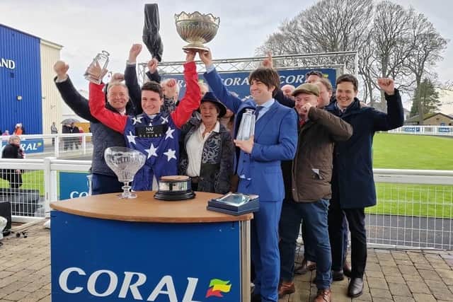 Diana Noel (centre) with the winning team