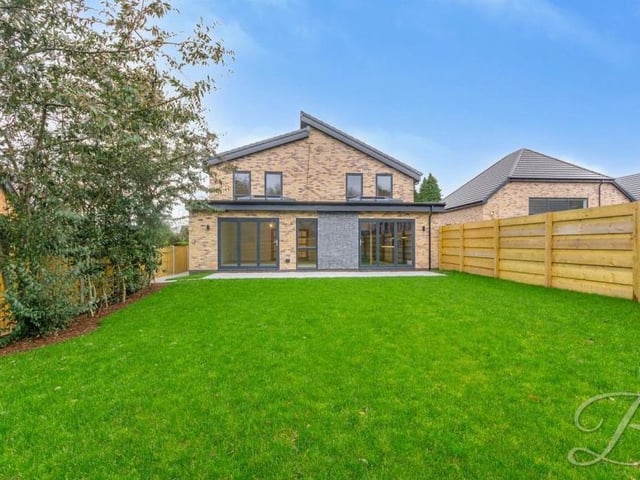 Our last look at the exclusive Ravenshead property. The back garden is clearly a blank canvas at present, but it's not hard to let your imagination run riot.