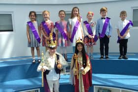 King Rowan and Queen Maya pictured with fellow pupils