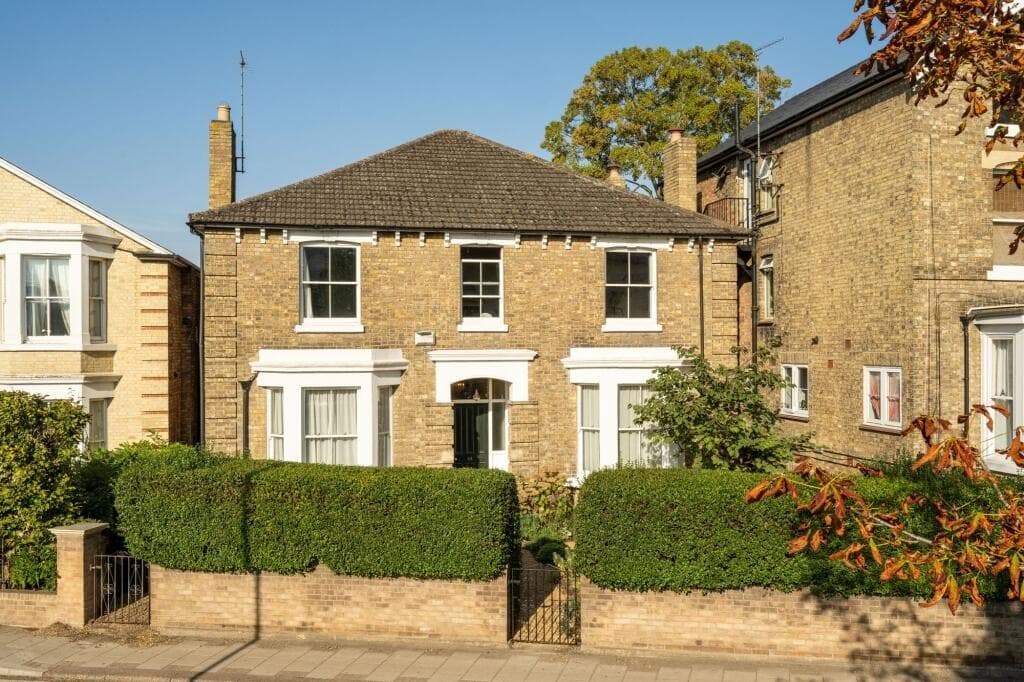 This gorgeous house in Bedford's Kimbolton Road is like something from an ...