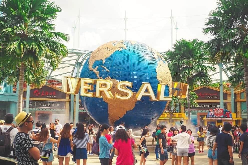 Universal Studios Bedford: Theme park contractors and consultants named