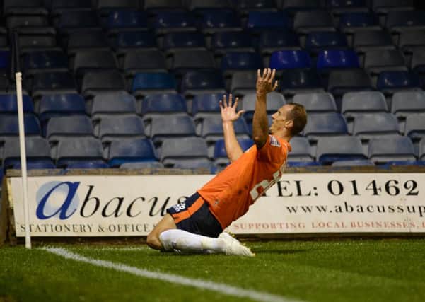 Luton Town v Dartford. Photos by Jane Russell. wk 38.