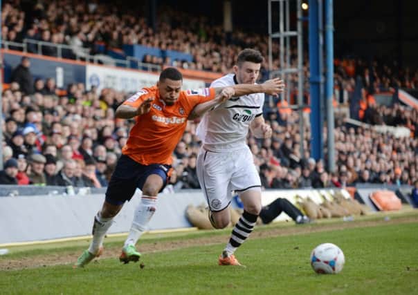 L14-187 LTFC v Hereford at Kenilworth road, Luton 7:0 win
Mike Simmonds
JR 8
15.2.14
Gray