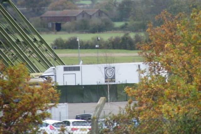 Warner Brothers lorry arriving at Cardington Shed 2 PNL-151116-124726001
