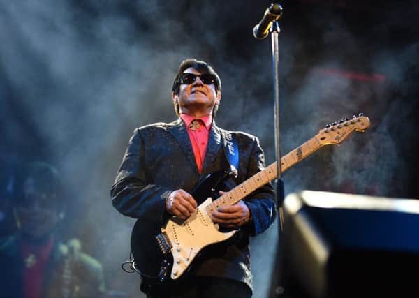 Barry Steele as Roy Orbison